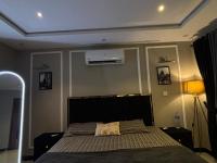 TOP CITY Luxe Studio Apartment - Chambres d'hôtes Islamabad