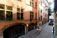 AllinLyon | Grotte de la Baleine Vieux Lyon - B&B Lione