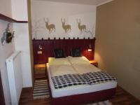 Two-Bedroom Apartment with Mountain View