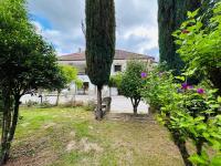 Apartamento de 2 dormitorios con vistas al jardín