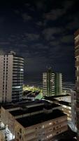 Apartamento 100 metros da Praia Grande - Caiçara - Chambres d'hôtes Praia Grande