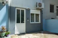 Convenient and comfortable ground floor apartment - Bed and Breakfast Mytilini