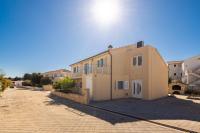 Puncet Apartments - 2BR with big terrace and BBQ - B&B Rogoznica