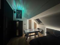 Studio détente, sdb privative, billard, air soccer - B&B Verviers
