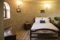 Large Double or Twin Room