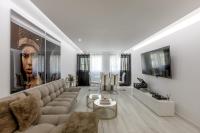 Spacious 3-bedroom condo near Lisbon Airport - Bed and Breakfast Lissabon