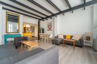 Modern Duplex - 2Bedrooms 1.5Bathrooms - Malasaña - B&B Madrid