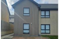 2 Bed Apartment Sleeps 4 - Seaviews - Free Parking - Bed and Breakfast Banff