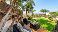 Corfu Villa in Sitges with Incredible View and Spectacular Pool Tennis View Calm Area Beaches at 30 minutes walk Bus at 200 meters - Ferienwohnung Sitges