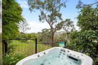 On The Deck Studio - Spa Hideaway in Scenic Belair - B&B Booleroo