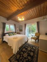 4 Bedroom Stoney Creek Nature Oasis Sauna, Games & Luxury Comfort - Chambres d'hôtes Hamilton