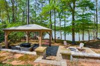 Lakefront Escape-Private Dock-Fire Pit-Sleeps 12 - B&B Murrayville