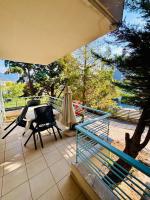 Sunny Family Apartment - Chambres d'hôtes Iraklítsa
