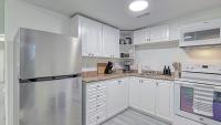 Cozy 2BR Suite Near Zoo & downtown Walk to C-Train - B&B Calgary