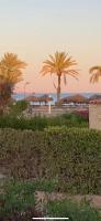 Beach Front Villa - Sea View - Ain Sokhna Red Sea فيلا على الشاطئ - إطلالة على البحر - الطابق الأرضي مع حديقة - B&B Al ‘Ayn as Sukhnah