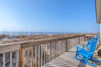 The Beach Fact Oar by Oak Island Accommodations - B&B Oak Island