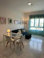 Apartamento Lux Sevilla con Garaje Privado y Piscina - B&B Bormujos
