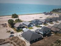 Prettiest town's lake- Bungalow - Chambres d'hôtes Goderich