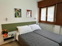 Zweibettzimmer mit Bad