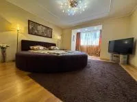 One bedroom king size center - Ferienwohnung Dnipro