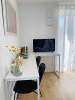 Private Terrace and Hammock Chair - Quiet Oasis near Esslingen - B&B Esslingen