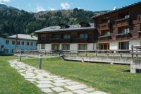 Chalet Adda - Appartamento mansarda con garage privato a 900m dal centro di Bormio - B&B Bormio