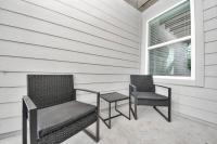 Modern Houston Retreat Near TMC and NRG Sleeps 8 - Chambres d'hôtes Houston