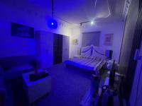 استوديو 104 - B&B Tabuk