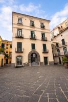 Duomo Central Suite - B&B Salerno