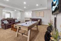 HTown Getaway Air Hockey Gym Yard BBQ Swing Set - Chambres d'hôtes Houston