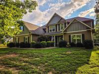 Lakefront 6BR house with Pool, Game Room & Private Pier - B&B Waverly Hall