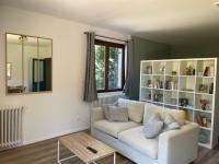 Maison cosy avec extérieur et parking - B&B Nantua