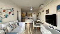 Apartamento con Vistas al Canal y Terraza Roses - Bed and Breakfast Roses