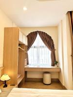 Queen Room with Balcony