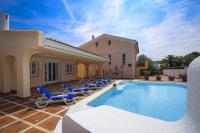 Spacious Private Villa with Pool in Salou - B&B Salou