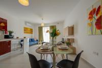 Delfin Court 2BD Apartments & Penthouse close to Promenade - Bed and Breakfast San Pawl il-Baħar