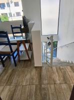 Pronto para Morar casa com Varanda e Wi-Fi a 3min da Praia - B&B Florianópolis