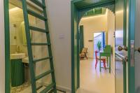 SÀWĀ Dahlia 1BR Forest Green Apt in Mar Mikhael - Bed and Breakfast Beiroet