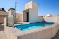 Casa Amorosa Apartment - With Pool and Close to Beach, City Centre and Bus Station - Chambres d'hôtes Torrevieja