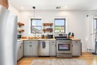 Historic Loft Near Stadiums Modern & Cozy - B&B Pittsburgh