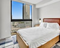 Luxury Downtown One-Bedroom with Rooftop Pool - B&B Miami