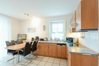 Haus Boddenperle Fewo Nr 2 - Chambres d'hôtes Zingst