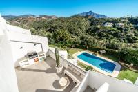 Modern La Quinta Duplex Penthouse w Solarium and BBQ - Bed and Breakfast Benahavís