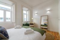 Bright & Stylish Apartment in LX Factory - B&B Lisbona