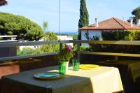 Joli studio cabine Vue Mer dans une Résidence avec Piscine - Chambres d'hôtes Cavalaire-sur-Mer