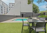 Lofthaus Rosebank- walk to mall and hospital- Solo,couples,family - Ferienwohnung Johannesburg
