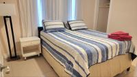 NMB House Park Beach Nearby - B&B North Miami Beach