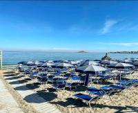 Hilten - Bed and Breakfast Isola delle Femmine