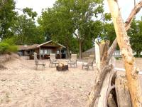 Lakeside Cottage w Hot Tub & Indoor fireplace - B&B Port Rowan
