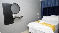 Deluxe Double Room (2 Adults + 1 Child)